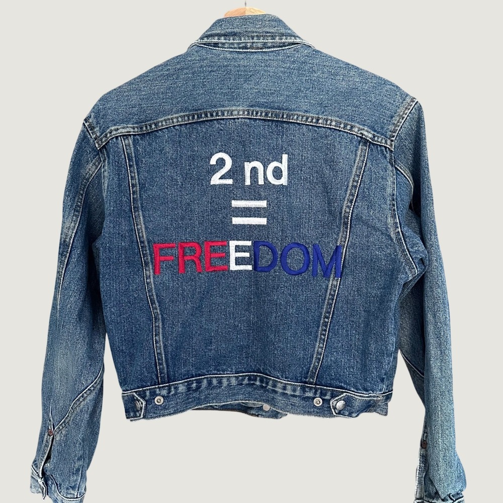 Vintage Guess Jeans Denim Jacket Medium Wash 2nd Freedom Graphic Womens M 90s - Picture 2 of 11